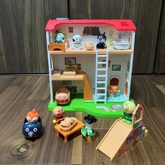 アンパンマン　ようこそ　楽しい　こうじょう　ハウス