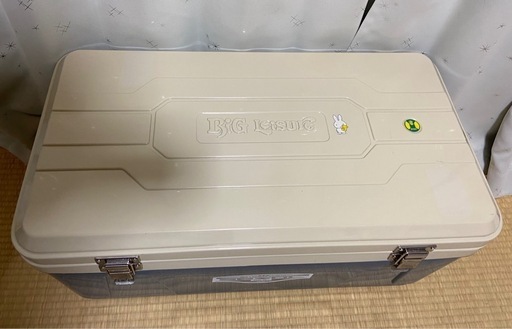 クーラーボックス　ビックレジャークーラー56
