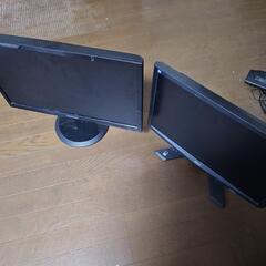 モニター2台もらってください！