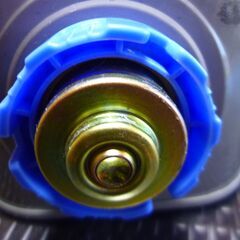 （管理A-1）ダイニチ石油ファンヒーターの４Lタンク青キャップの画像