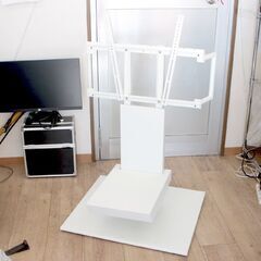 T685) ☆Lサウンドバー/収納付き☆ EQUALS WALL V5 テレビスタンド ロータイプ キャスター付き 32～80V型 付属品あり TV 壁掛け