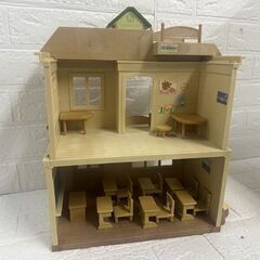 欠品あり 現状品 エポック社 シルバニアファミリー 赤ちゃん広場 気球の丘であそぼ 森のみんなの学校 セット Sylvania  札幌市白石区 白石店の画像