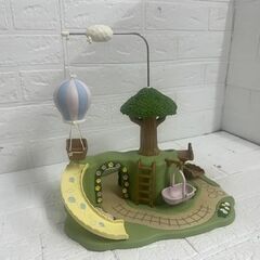 欠品あり 現状品 エポック社 シルバニアファミリー 赤ちゃん広場 気球の丘であそぼ 森のみんなの学校 セット Sylvania  札幌市白石区 白石店の画像