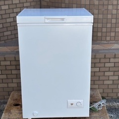 ◎お値下げしました‼️ 【断捨離中】 早い者勝ち‼️ MAXZEN マクスゼン 上開き冷凍庫 家庭用 100L（JF100HM01WH）2023年製 動作品 小型静音大容量省エネ一人暮らし温度調整冷凍ストックまとめ買い冷凍食品節電白ホワイト 