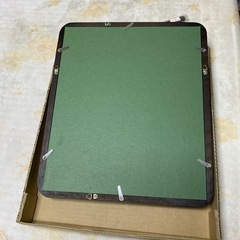 重厚なハガキ額の画像