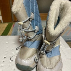 水色ブーツ　22.0の画像
