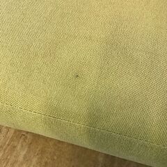 【ジャングルジャングル深井店】★ソファー(足なし) グリーン 布 2人用 家具 堺市 深井 【FU1791】の画像