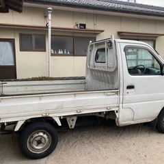 スズキ　キャリー　AC  5MT　4WD  重ステ　色褪せホワイトの画像
