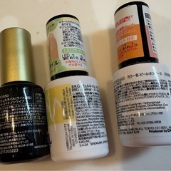 マニキュアとジェルネイルのセットの画像