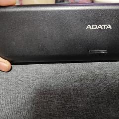 ADATA製モバイルバッテリー10000mah（グリーン）