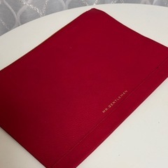 タブレットケース、文房具用ポーチの画像