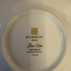 GIVENCHY PARIS ジバンシー カップ&ソ―サ― セット 2客の画像