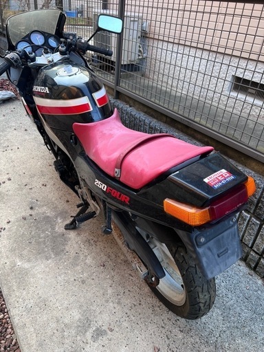 ホンダ cbr250 CBR250F four エンジン実動確認しましたがレストアベース ホンダ cbr250 CBR250F four エンジン実動確認しましたがレストア