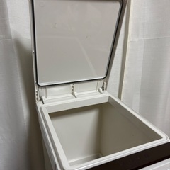 二段ゴミ箱の画像