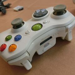 ■ Xbox360 Microsoft 電源入りますが部品取りかジャンクで 無料 ■の画像