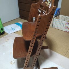 チャイルドチェア　差し上げます。の画像