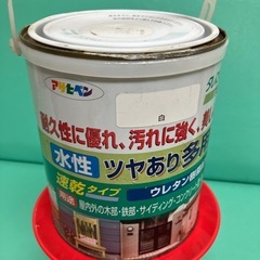 ペンキ　白　水性　残量2000グラムの画像