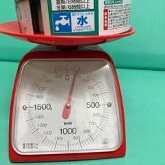 ペンキ　白　水性　残量2000グラムの画像