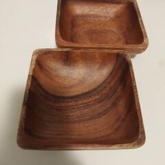 アカシアの入れ物