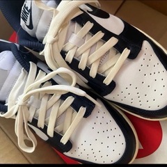 未使用NIKE DUNK LOW25.5cmホワイト/ダークネイビーの画像