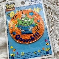 【写真に付き50円】アイロンワッペン　チャギントン　トイストーリー　リトルグリーンメンの画像