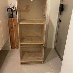 食器棚の画像