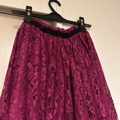 《新品タグ付き》earth music & ecology すきな丈 レーススカート パープルの画像