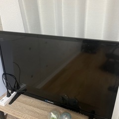 テレビ　32型