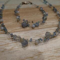 【ハンドメイド品】ワイヤービーズネックレス＆ブレスレットの画像