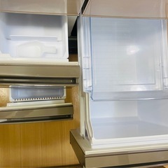 ハンドルにもあまり触れてない(本当です！！)超美品 シャープ 冷蔵庫