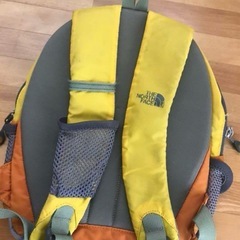 キッズ・ノースフェイスリュックの画像