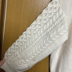 SALE❗️INGNI ケーブルスキッパーニット  の画像