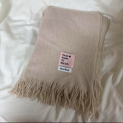 treat ürself マフラー
