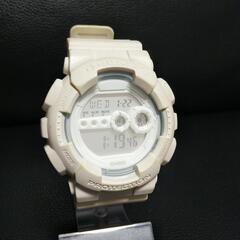 稼働品 G-SHOCK ホワイト GD-100WW  の画像