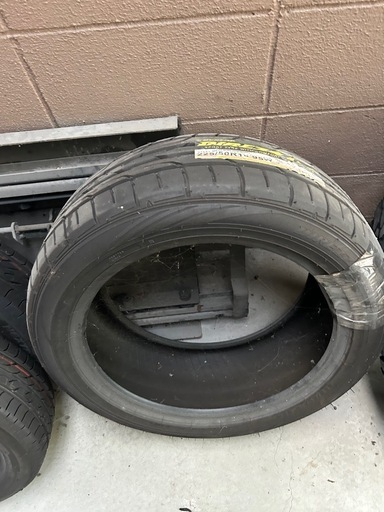 DUNLOP ディレッツァ　225/50/Ｒ18