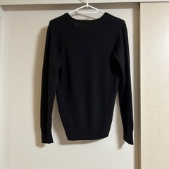 《美品》mii an deni ブラック Vネック 長袖セーター   Mの画像