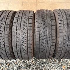 215/55R17 ピレリ スタッドレス 溝有 クラウン オデッ...