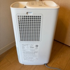 シャープ プラズマクラスター ハイブリッド式 加湿器 HV-T55-Wの画像