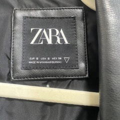 ZARA 革ジャンの画像