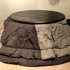 【値下げしました】ニトリ　丸形こたつ(105cm)布団、敷マットセット
