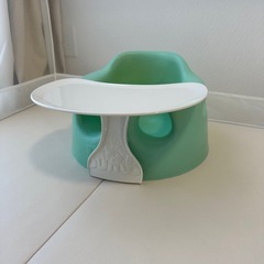 バンボ　Bumbo　テーブル付き