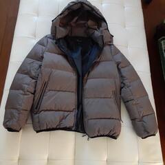 ダウン　メンズ　ユナイテッドアローズM　品のある感じ　薄い茶色