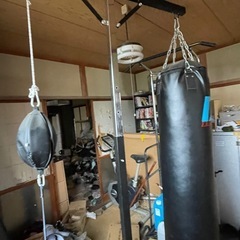 サンドバッグ　　　室内用バイク　まとめて