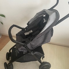 ベビーシート&ベビーカーのセット | トラベルシステム | ワンタッチでベビーシート着脱可能 | 上の子を乗せられるステップ付きの画像