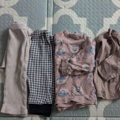 70-80cm 長袖カットソー・パンツ／抱っこ紐よだれカバー