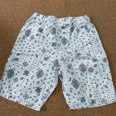 ユニクロ　ハーフパンツ　120cm