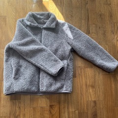 UNIQLOファーリーフリースブルゾン