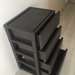 衣装ケー4段の画像