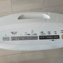 加湿セラミックファンヒーター　Panasonicの画像