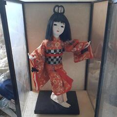 日本人形
